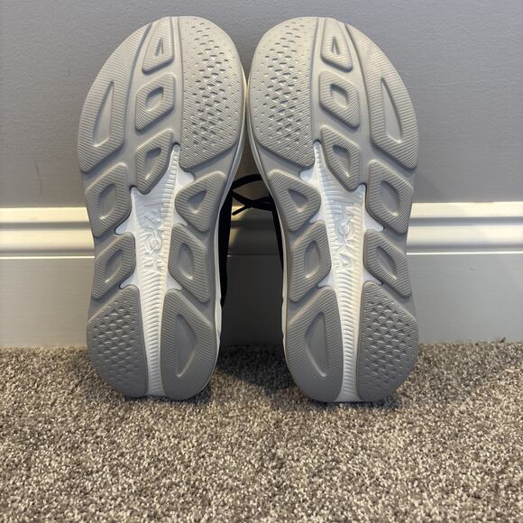 NEW Women's Hoka Rincon 4 Size 9B Black & White - Picture 7 of 9